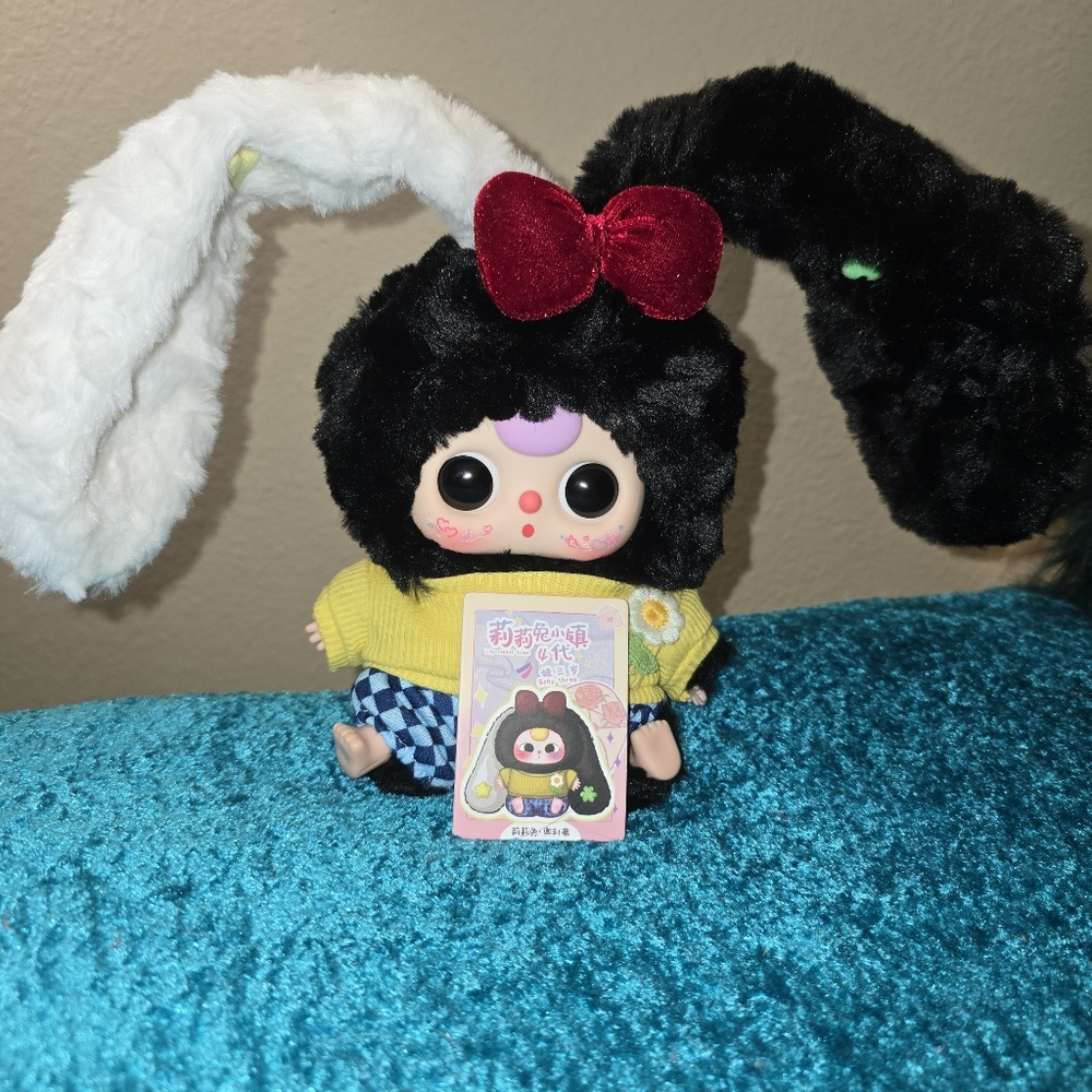 Baby Three Lily Rabbit Town Series V4 - Oliver - Picture 2 of 13